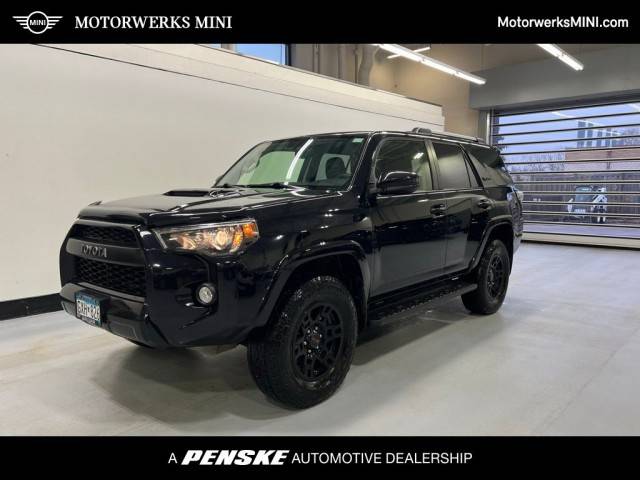 2015 Toyota 4Runner TRD Pro 4WD photo