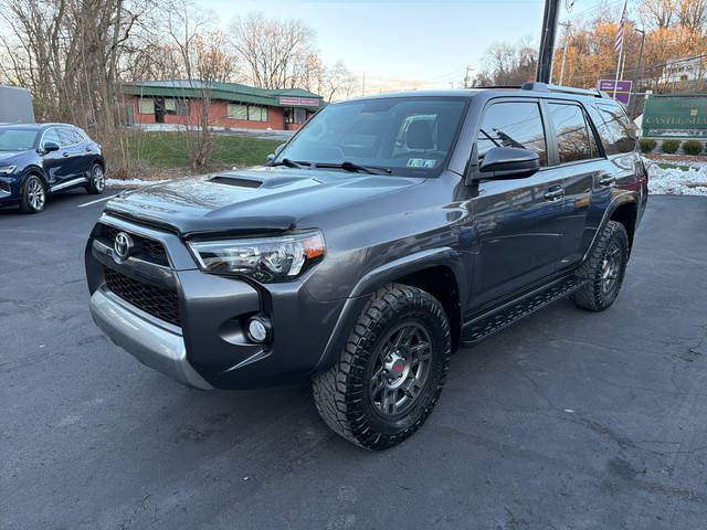 2018 Toyota 4Runner TRD Off Road 4WD photo