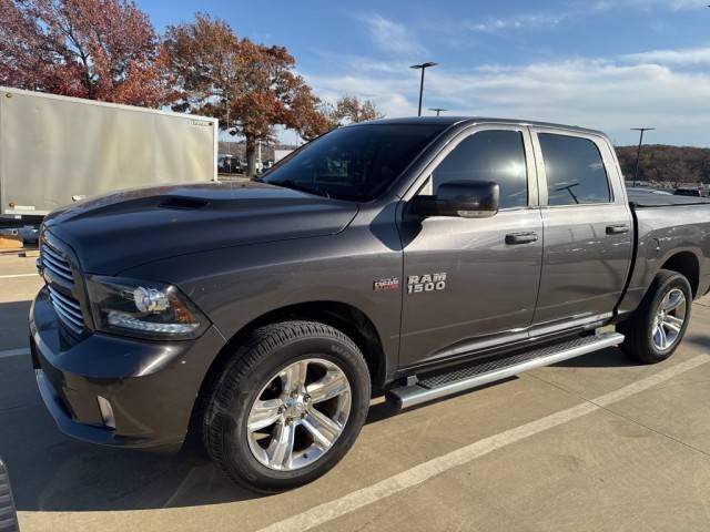 2017 Ram 1500 Sport 4WD photo