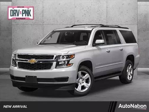 2019 Chevrolet Suburban LT 4WD photo