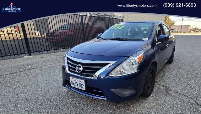 2019 Nissan Versa SV FWD photo
