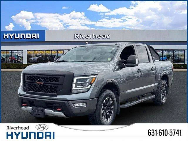 2021 Nissan Titan PRO-4X 4WD photo