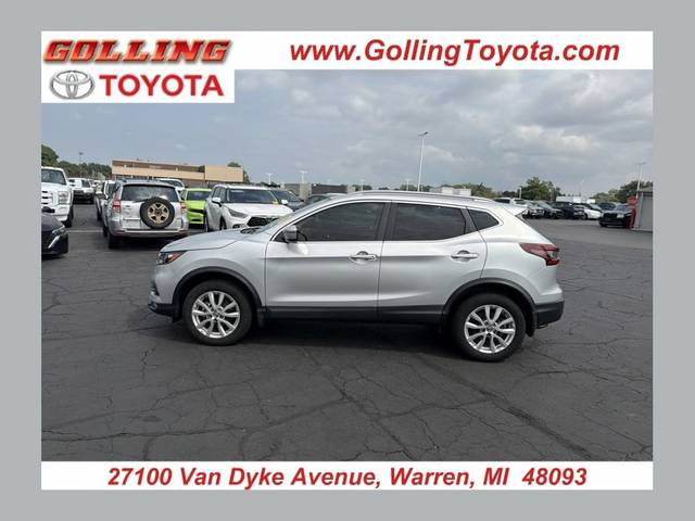 2021 Nissan Rogue Sport SV FWD photo