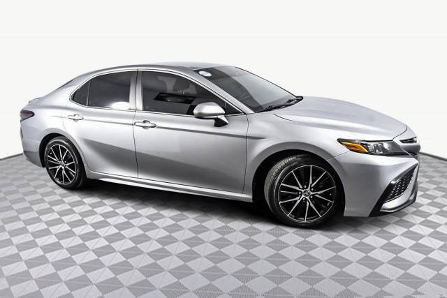 2021 Toyota Camry SE FWD photo