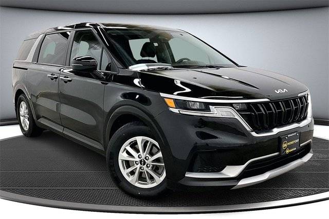 2022 Kia Carnival LXS FWD photo