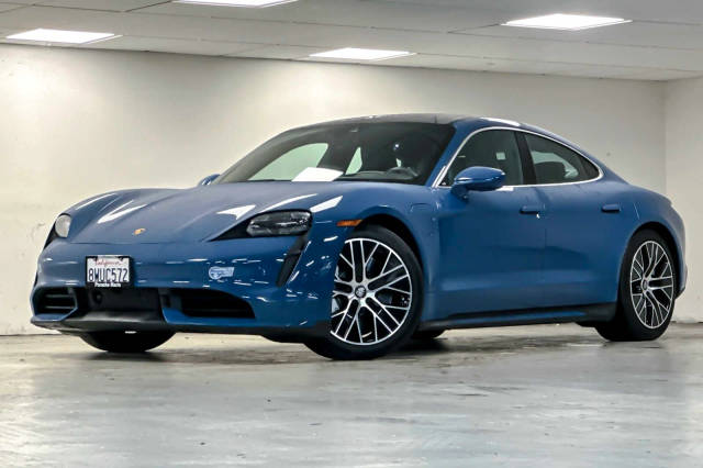 2021 Porsche Taycan Turbo AWD photo