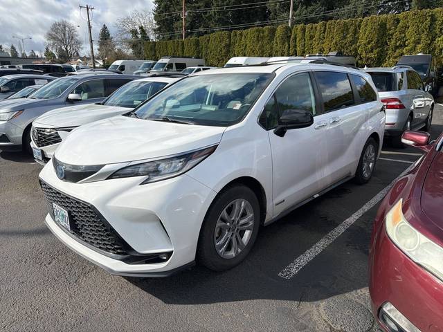 2021 Toyota Sienna XSE AWD photo