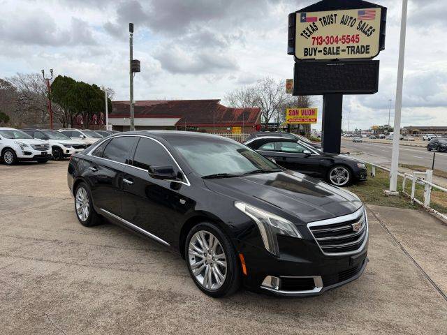 2018 Cadillac XTS Luxury FWD photo