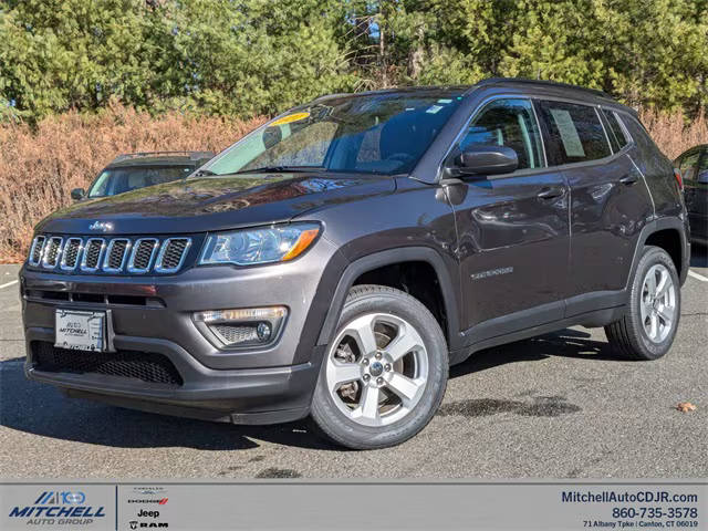 2021 Jeep Compass Latitude 4WD photo