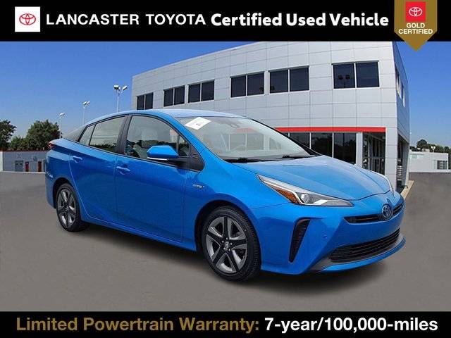 2021 Toyota Prius XLE FWD photo
