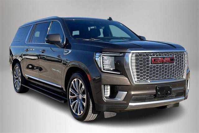 2021 GMC Yukon XL Denali 4WD photo