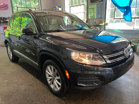2017 Volkswagen Tiguan Wolfsburg Edition FWD photo