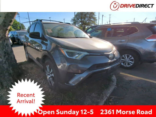 2018 Toyota RAV4 LE FWD photo
