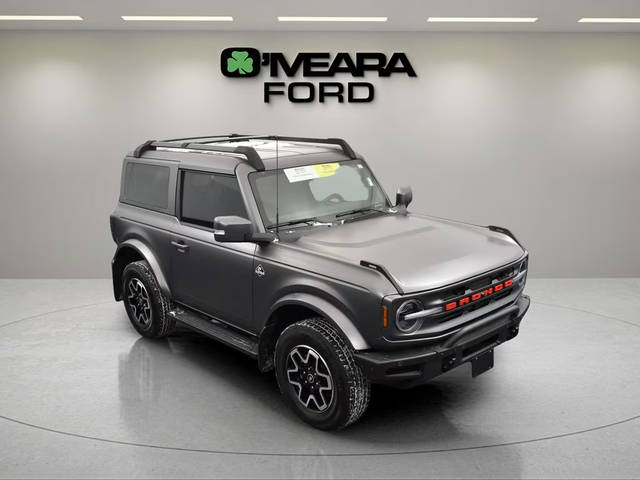 2021 Ford Bronco 2 Door Outer Banks 4WD photo