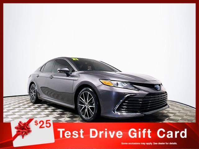 2021 Toyota Camry Hybrid XLE FWD photo