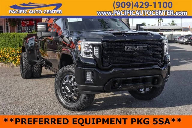 2021 GMC Sierra 3500HD Denali 4WD photo