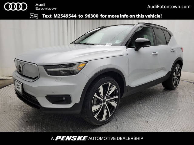 2021 Volvo XC40 Recharge Pure Electric  AWD photo