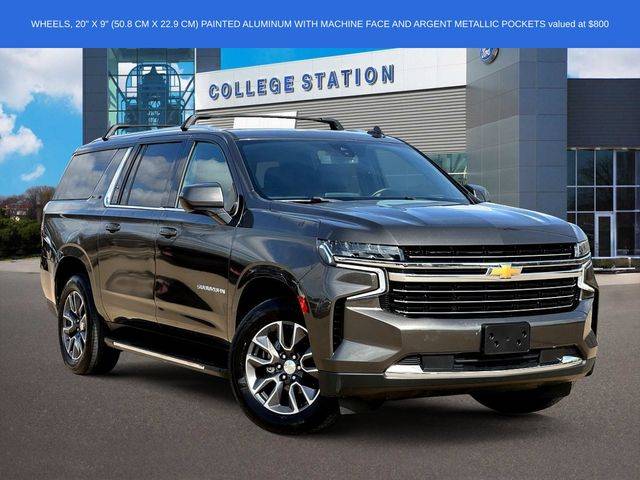 2021 Chevrolet Suburban LT 4WD photo