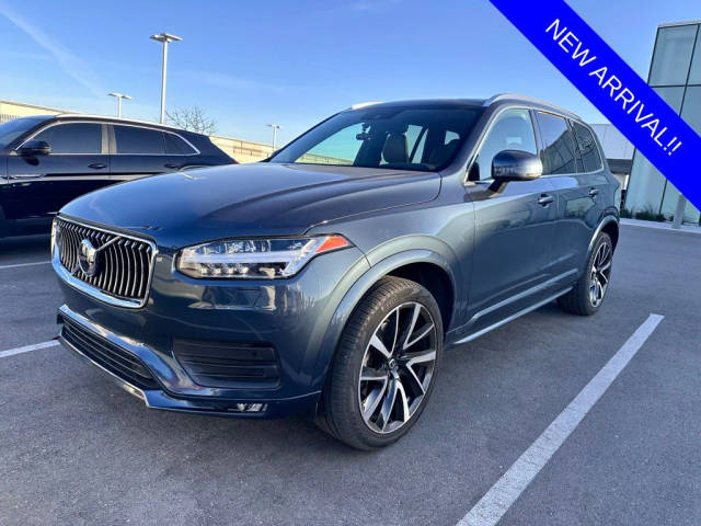 2021 Volvo XC90 Momentum AWD photo