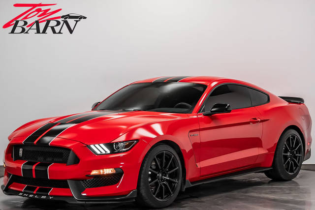 2016 Ford Mustang Shelby GT350 RWD photo