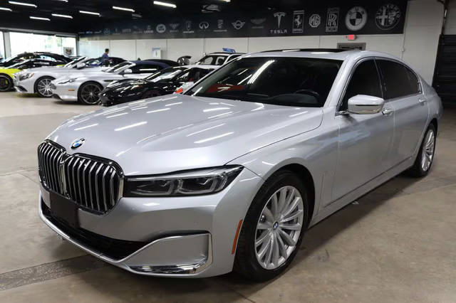 2020 BMW 7 Series 740i RWD photo
