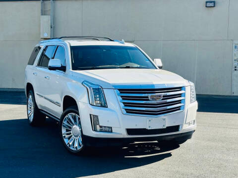 2015 Cadillac Escalade Platinum 4WD photo