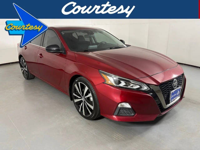 2021 Nissan Altima 2.0 SR FWD photo