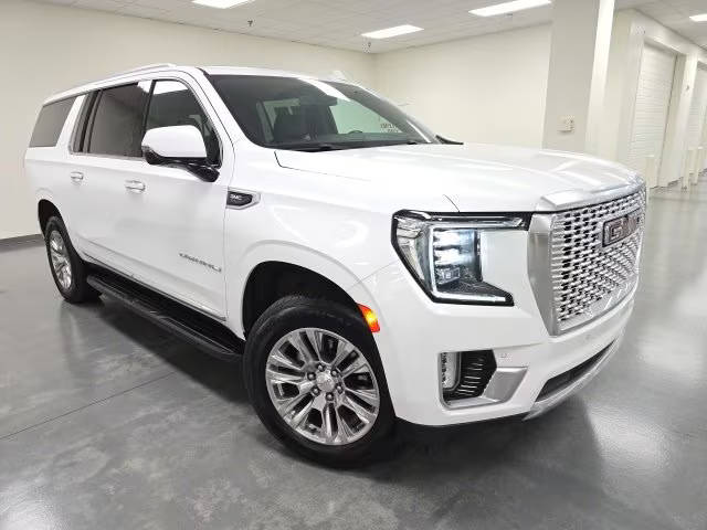 2021 GMC Yukon XL Denali 4WD photo