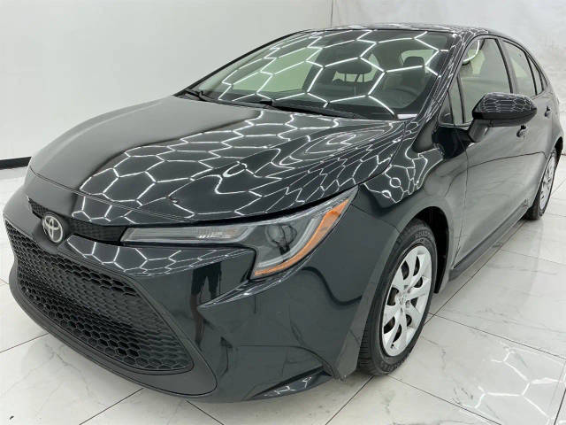 2021 Toyota Corolla LE FWD photo