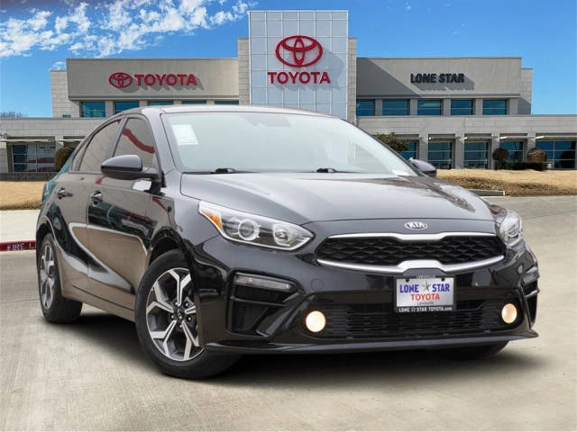 2021 Kia Forte LXS FWD photo