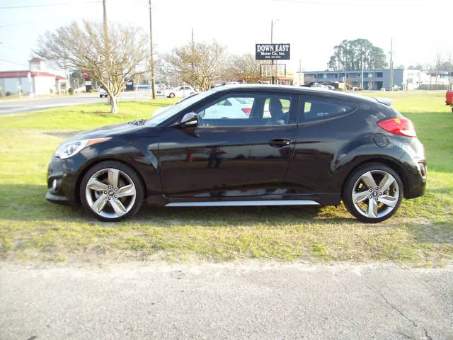 2015 Hyundai Veloster Turbo FWD photo