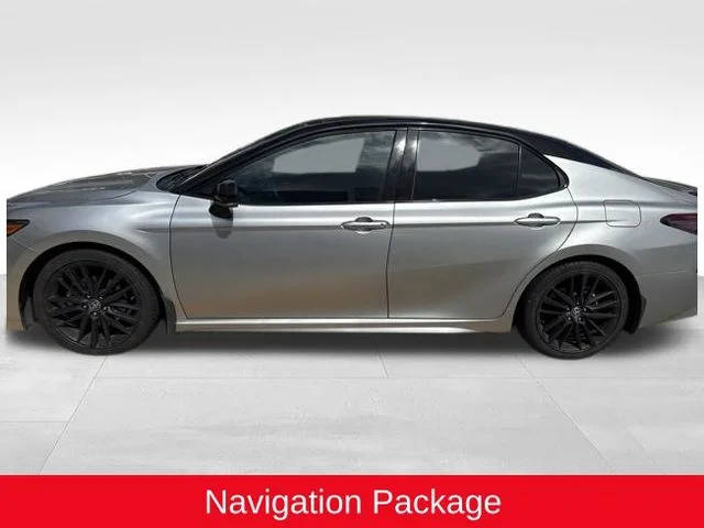 2021 Toyota Camry XSE V6 FWD photo