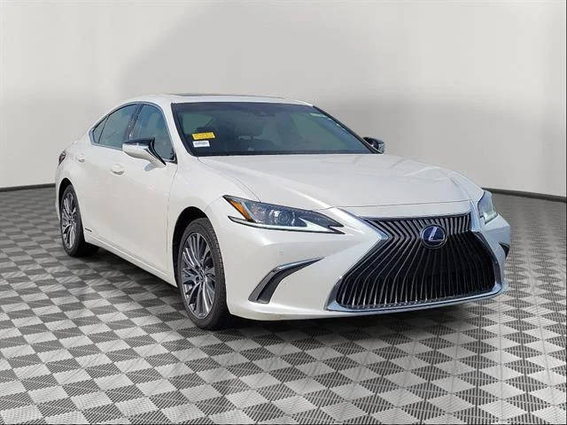 2021 Lexus ES ES 300h FWD photo