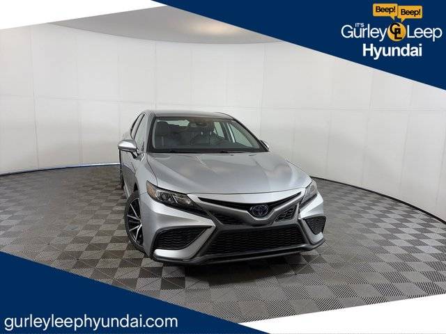2021 Toyota Camry Hybrid SE FWD photo