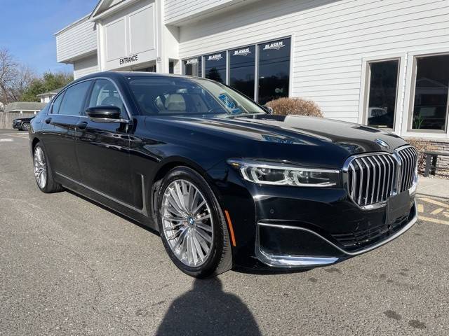 2022 BMW 7 Series 750i xDrive AWD photo