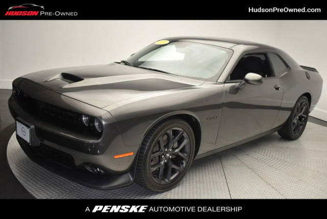 2021 Dodge Challenger R/T RWD photo