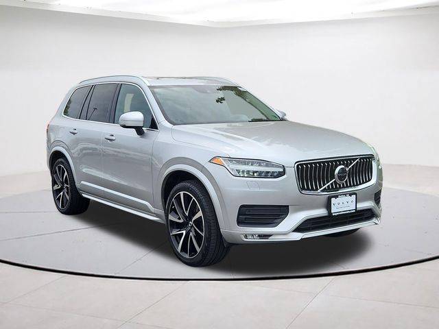 2021 Volvo XC90 Momentum AWD photo