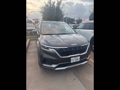 2022 Kia Carnival LXS FWD photo