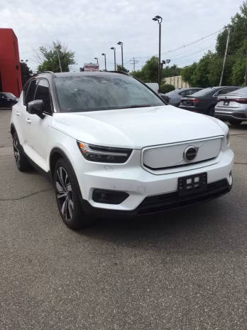 2021 Volvo XC40 Recharge Pure Electric AWD photo