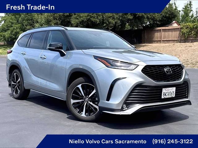 2021 Toyota Highlander XSE AWD photo