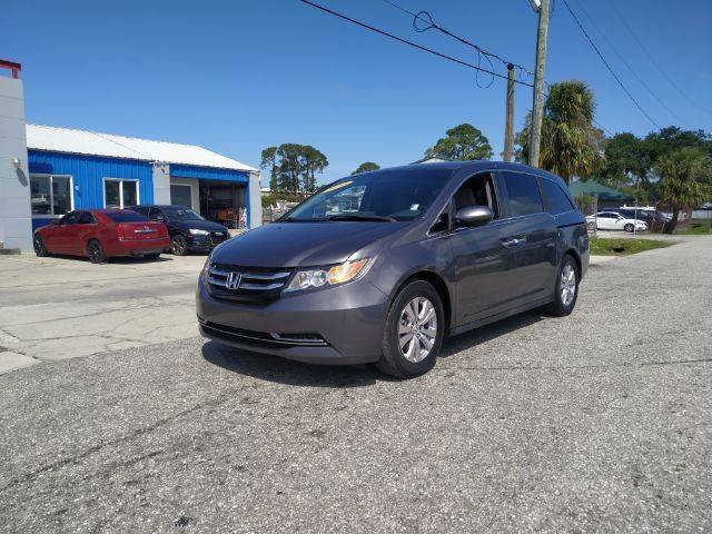 2016 Honda Odyssey SE FWD photo