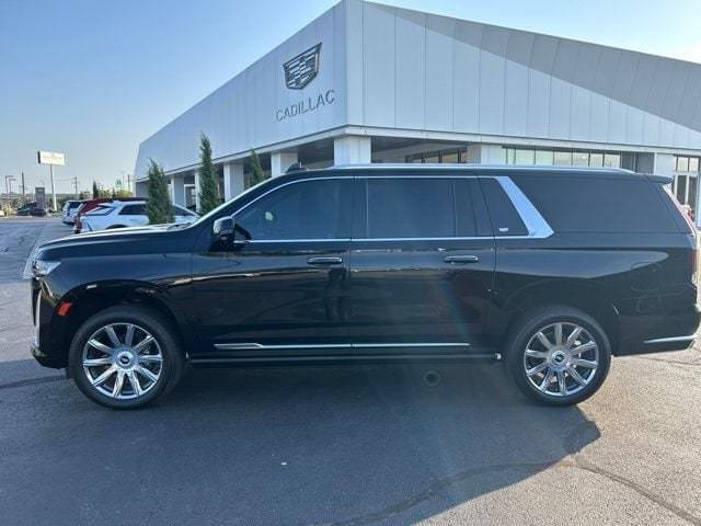 2021 Cadillac Escalade ESV Premium Luxury Platinum 4WD photo