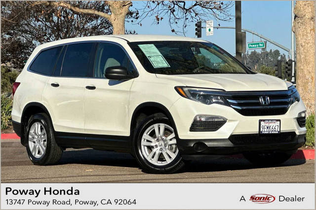 2016 Honda Pilot LX FWD photo