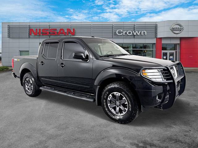 2015 Nissan Frontier PRO-4X 4WD photo