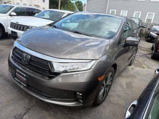 2022 Honda Odyssey Touring FWD photo