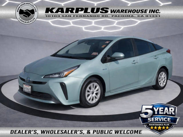 2021 Toyota Prius LE FWD photo