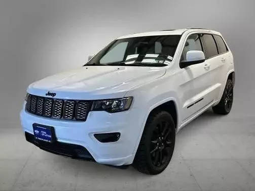 2021 Jeep Grand Cherokee Laredo X 4WD photo