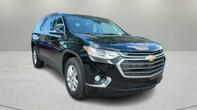 2021 Chevrolet Traverse LT Cloth FWD photo