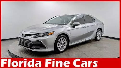 2021 Toyota Camry LE FWD photo