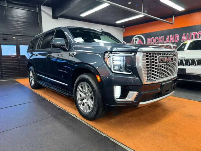 2021 GMC Yukon XL Denali 4WD photo